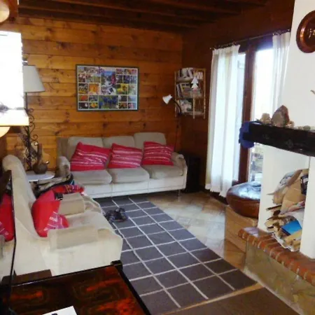 Chalet Cosy A Avec Cheminee, Terrasse, Et Tout Confort Pour 6 Personnes - Fr-1-602-80 *